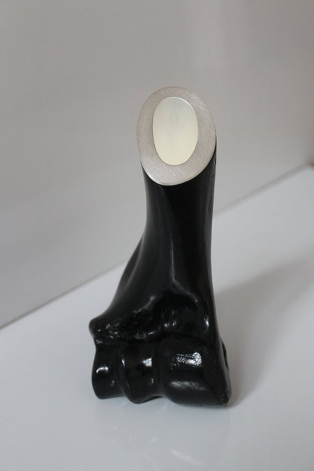 <p>Tidal Ossuary by Julia Lohmann and Gero Grundmann at Gallery Jacqueline Rabun, 2010. Photography by Julia Lohmann</p>